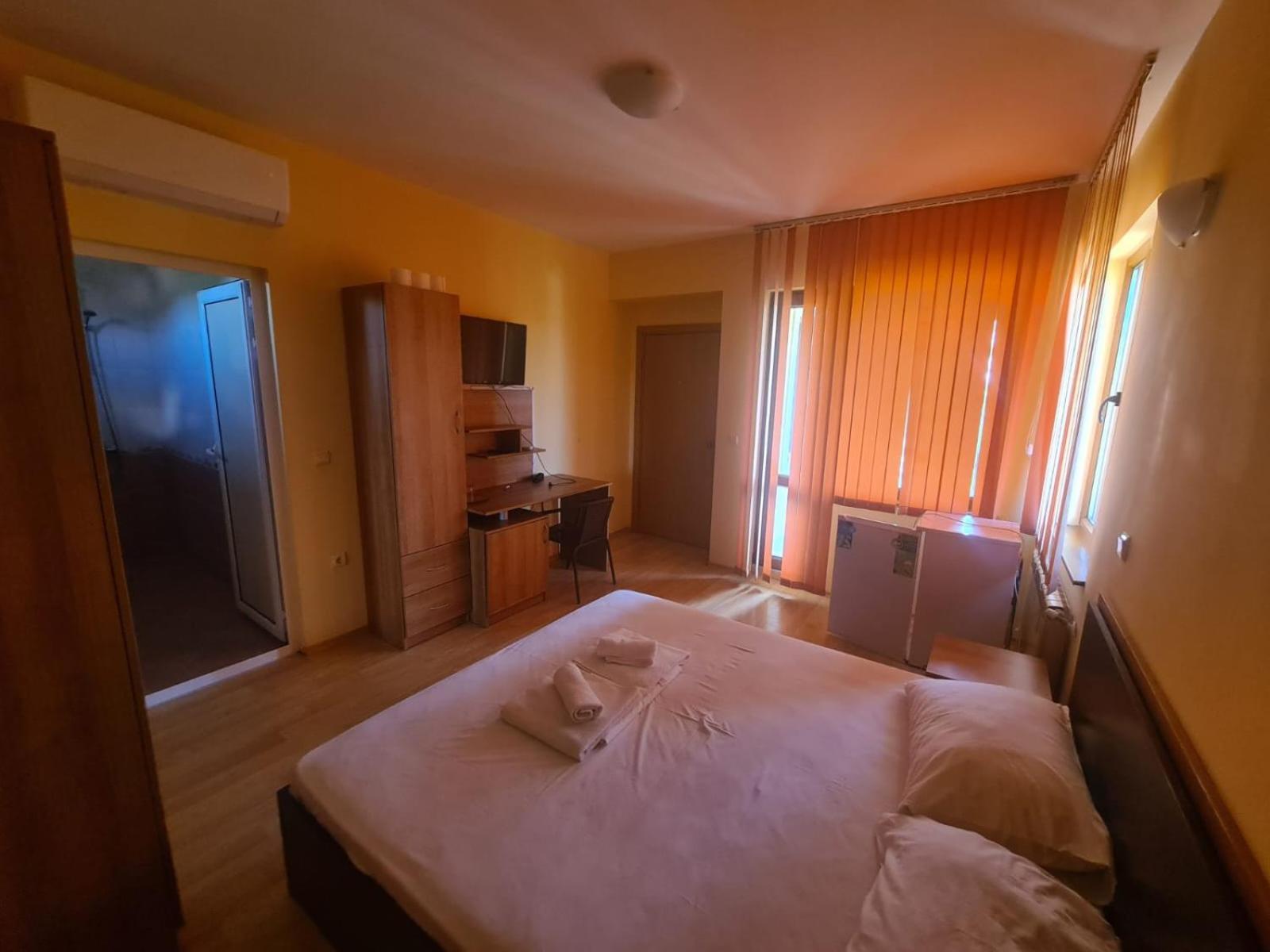 Villa B&B Varna Eksteriør bilde